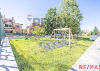 Giardino - Two-room apartment Via Don Ugo Bassi
 
8, Marino - photo 3