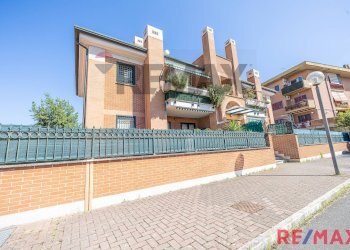 Edificio all\'aperto - Two-room apartment Via Don Ugo Bassi
 
8, Marino - photo 5
