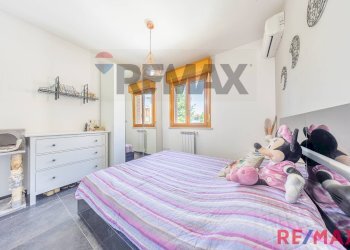 Camera / camera da letto - Two-room apartment Via Don Ugo Bassi
 
8, Marino - photo 16