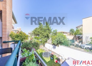Balcone - Two-room apartment Via Don Ugo Bassi
 
8, Marino - photo 19