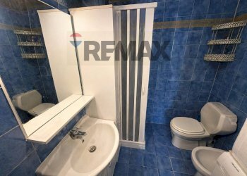 Bagno - Three-room apartment Via Montallegro
 
55, Vezzano Ligure - photo 16