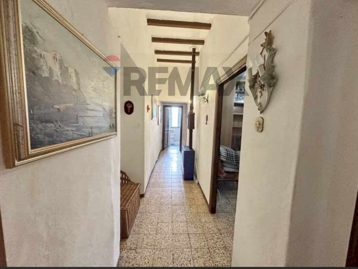 Hall / corridoio - Trilocale Via Nazaro Sauro
11, Gavorrano - foto 3