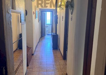 Hall / corridoio - Three-room apartment Via Nazaro Sauro
 
11, Gavorrano - photo 12