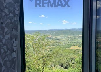 Vista delle montagne - Three-room apartment Via Nazaro Sauro
 
11, Gavorrano - photo 22
