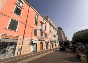 Foto 1 - Commercial Premises Viale Elena
 
40, Campobasso - photo 1