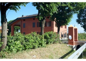 Porzione di casa Modena - foto 1