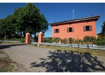 Porzione di casa Modena - foto 2
