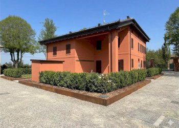 Porzione di casa Modena - foto 5