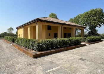 Porzione di casa Modena - foto 1