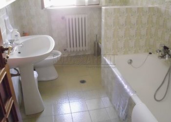 bagno con vasca - Apartment Macerata - photo 2
