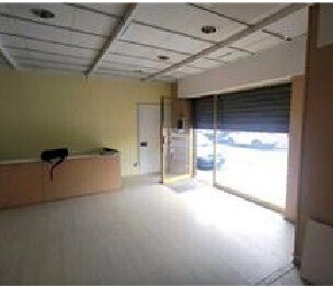 3 - Commercial Premises at auction Via Cirano Bellotto 21R, Quiliano - photo 2