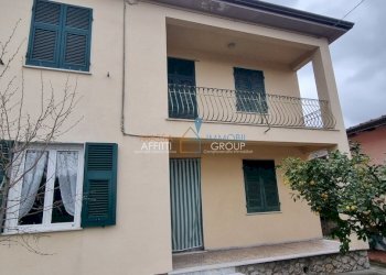 20230314_142851.jpg - Villa via luigi del mancino 20, Massa - photo 1