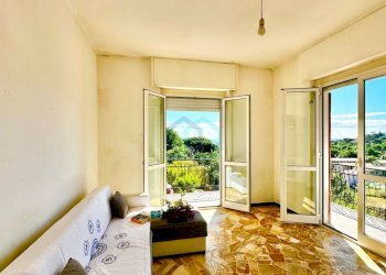 soggiorno - Appartamento Via alla Torre 36, Spotorno - foto 5