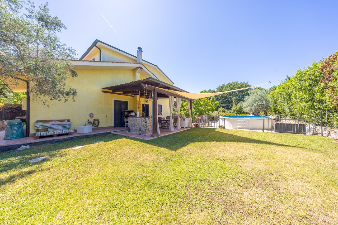 8 - Independent house Sant'Angelo Romano - photo 1