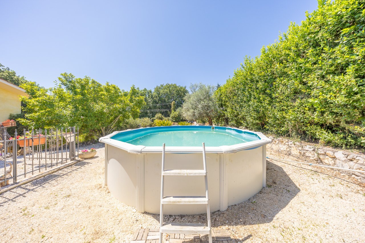 24 - Independent house Sant'Angelo Romano - photo 2