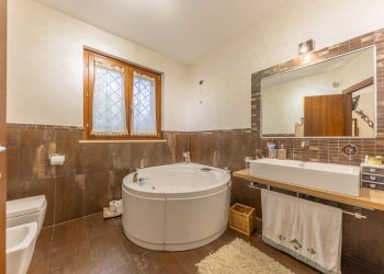 35.jpg - Independent house Sant'Angelo Romano - photo 20