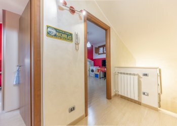41.jpg - Independent house Sant'Angelo Romano - photo 25