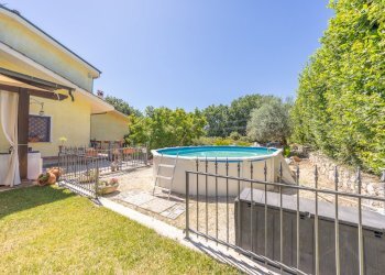 25 - Independent house Sant'Angelo Romano - photo 3