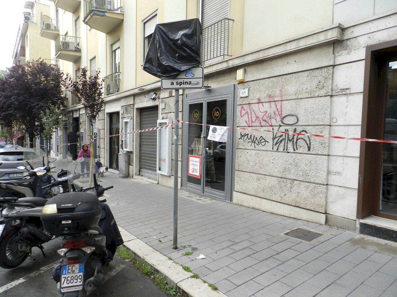 ingresso - Commercial Premises Via Edoardo Jenner, Roma - photo 3