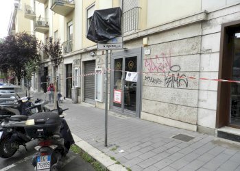 ingresso - Commercial Premises Via Edoardo Jenner, Roma - photo 3