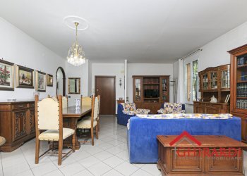 2.3 SALA - Apartment Salita Cataldi 26, Genova (neighborhood Sestri Ponente) - photo 6