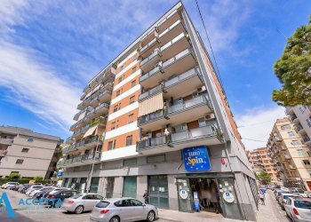 Facciata - Appartamento Via Sibari 9, Taranto - foto 2