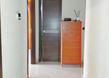 corridoio.jpg - Appartamento Via Sibari 9, Taranto - foto 9