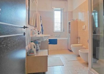 bagno.jpg - Appartamento Via Sibari 9, Taranto - foto 12