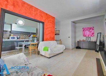 soggiorno.jpg - Appartamento Via Sibari 9, Taranto - foto 24
