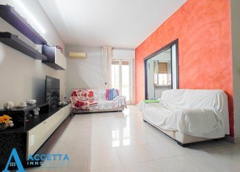 soggiorno.jpg - Appartamento Via Sibari 9, Taranto - foto 25