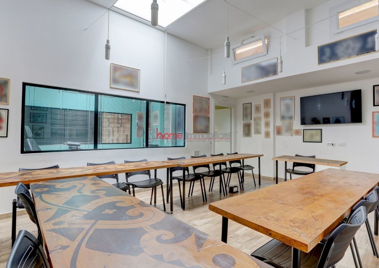 92.jpg - Commercial Premises Roma - photo 3