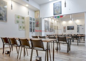 93.jpg - Commercial Premises Roma - photo 13