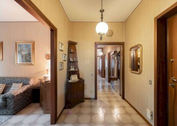 Four-room apartment Concorezzo - photo 22