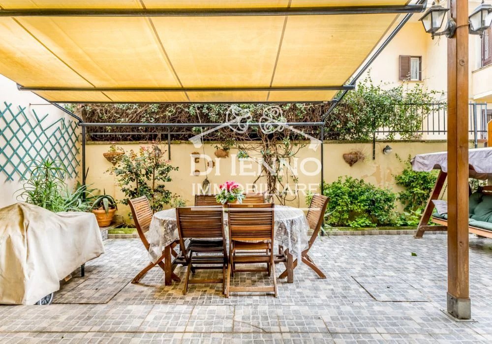 Four-room apartment Via Paolo V, Roma - photo 1