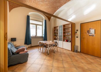 Two-room apartment Via degli Artisti, Torino (neighborhood Vanchiglia) - photo 4
