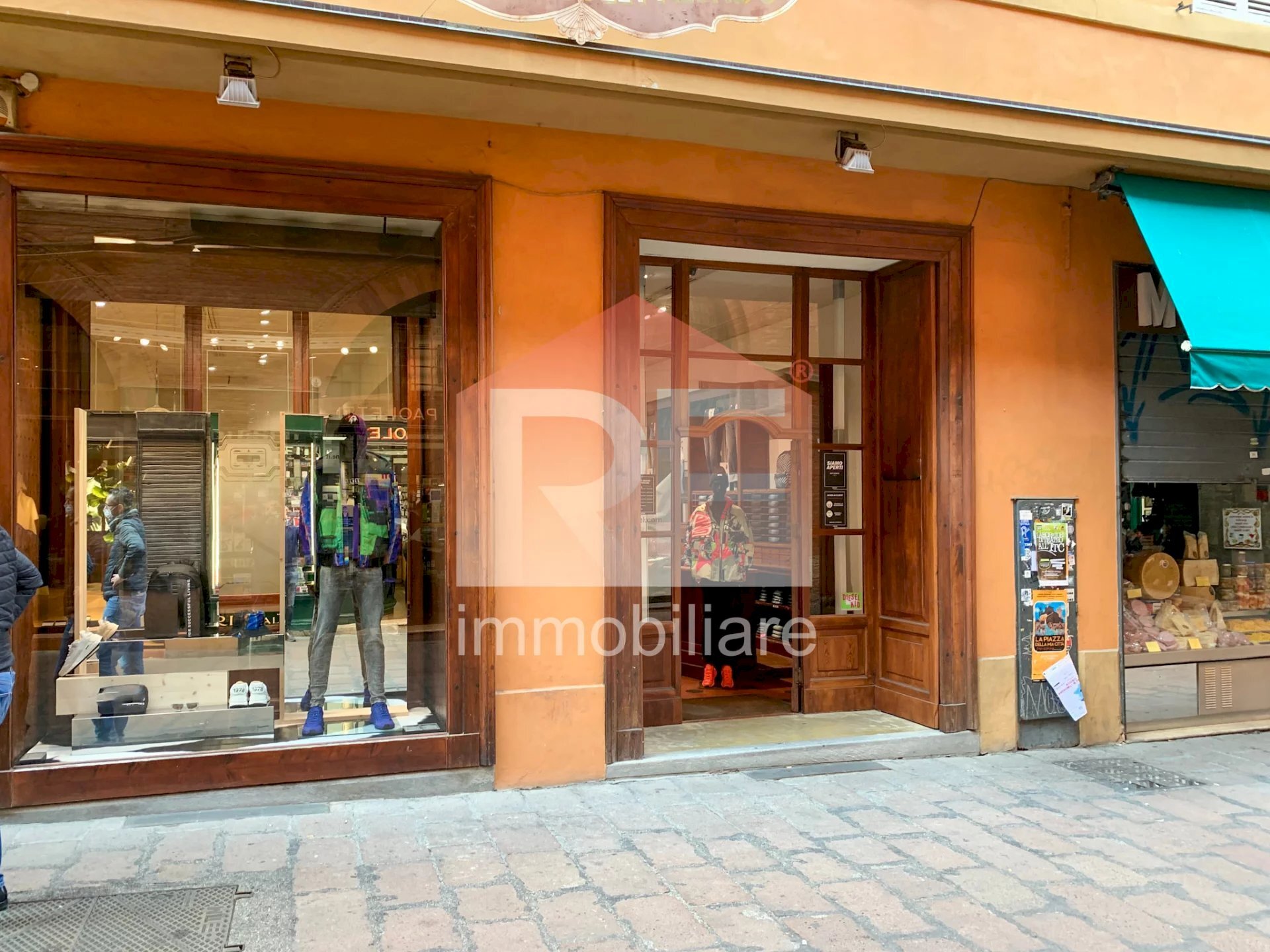 Shop Via Clavature, Bologna - photo 2