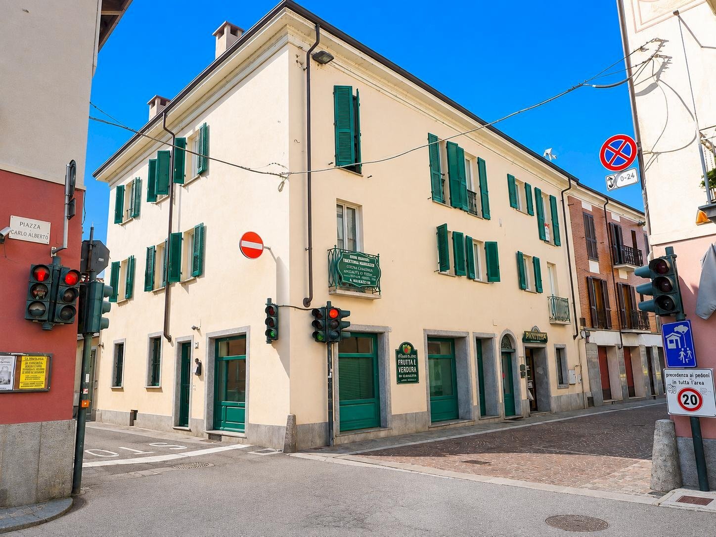 Commercial Premises Carignano - photo 1