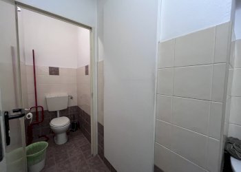 Commercial Premises Carignano - photo 12