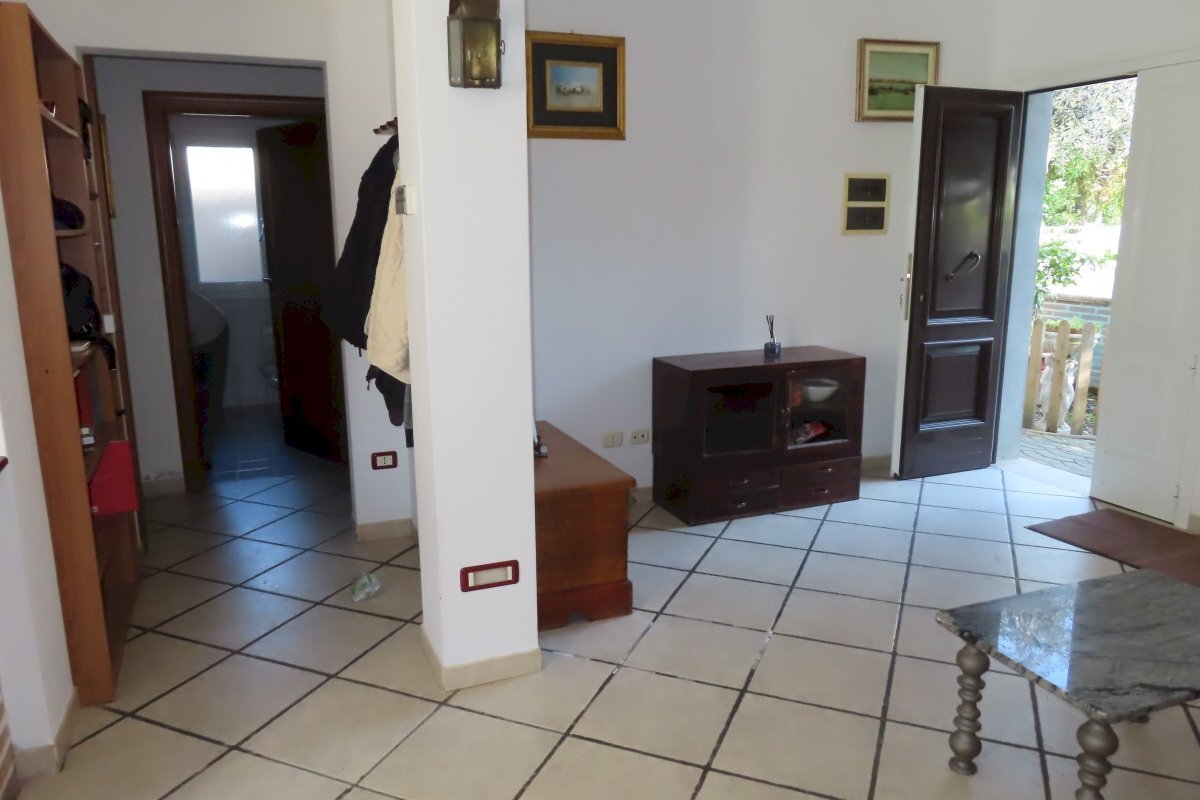 Three-room apartment Ravenna (neighborhood San Michele) - photo 3