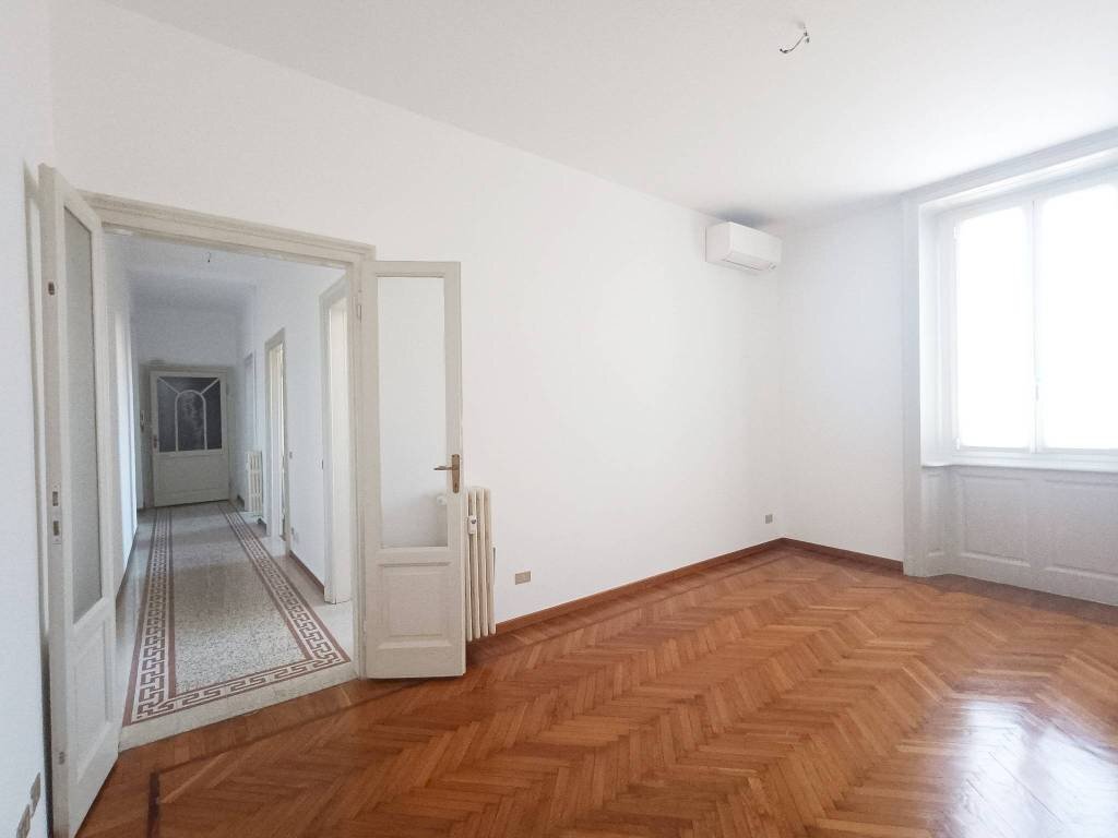 Two-room apartment Milano - photo 1