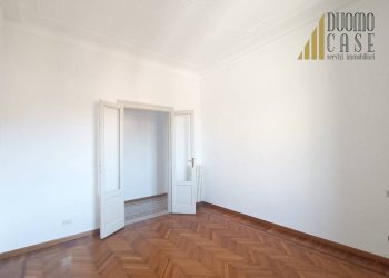 Two-room apartment Milano - photo 8