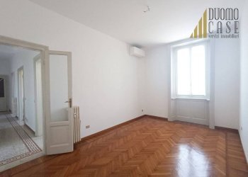 Two-room apartment Milano - photo 13