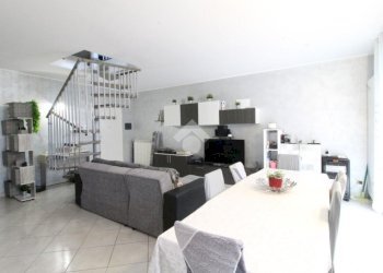 Apartment Via parucco, Pianezza - photo 1