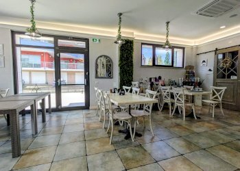 Cafeteria - Cold Bar via delle sorgenti di san martino, 45, Isernia - photo 9