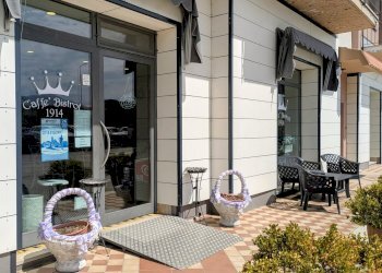 Cafeteria - Cold Bar via delle sorgenti di san martino, 45, Isernia - photo 49