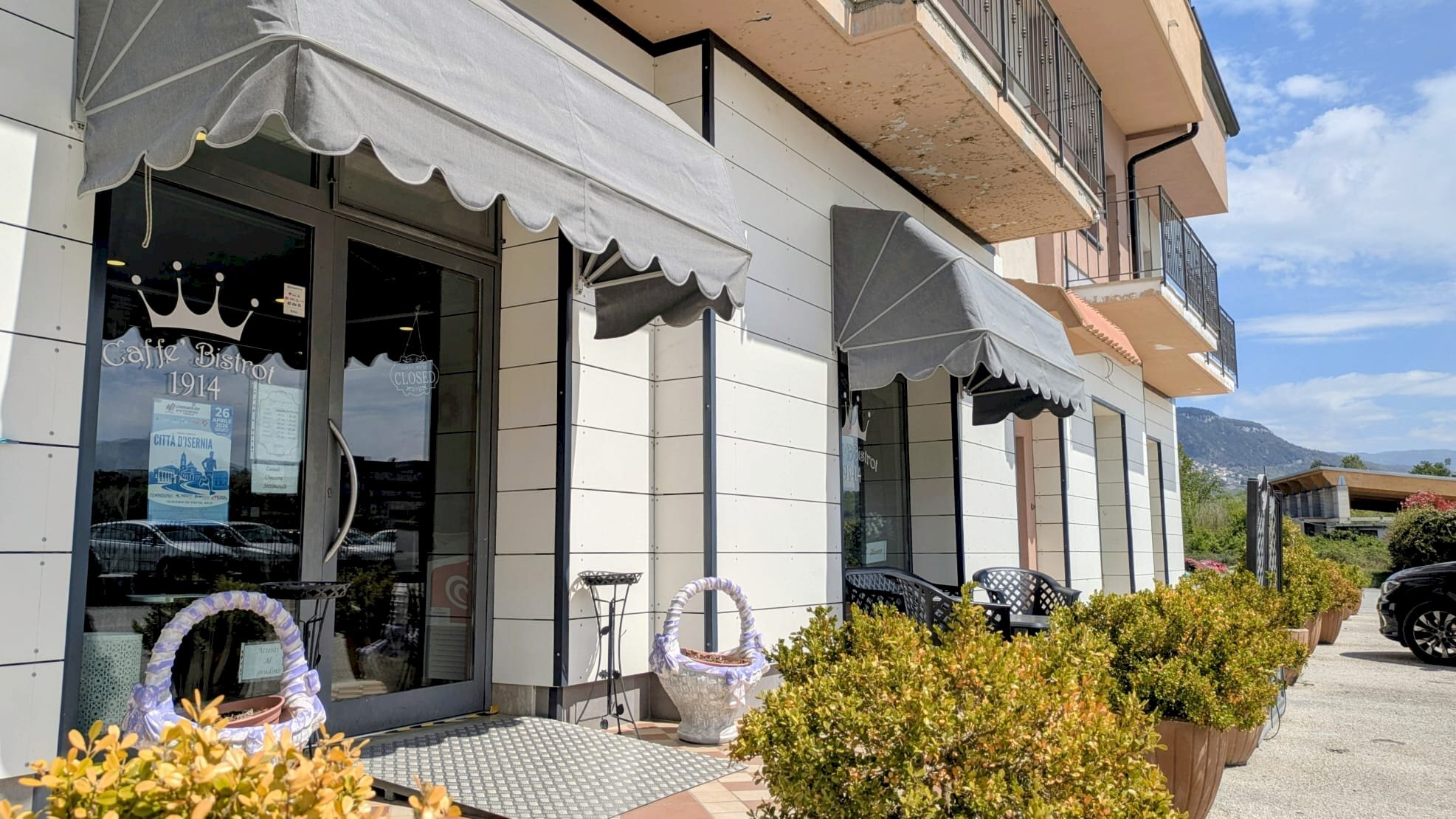 Locale Commerciale via delle sorgenti di san martino, 45, Isernia - foto 1
