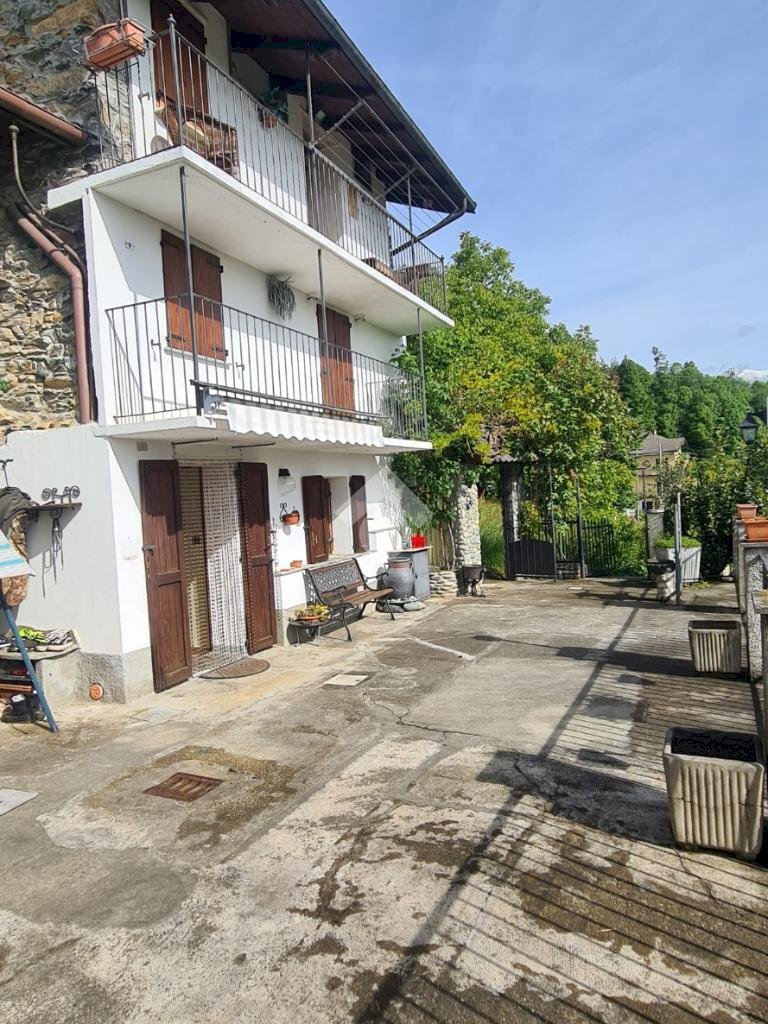 Casa indipendente Frazione Pugnetto, Mezzenile - foto 1