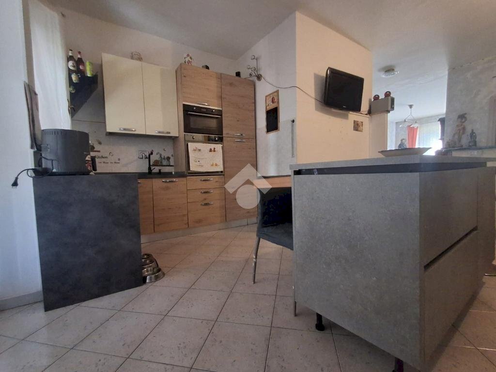 Three-room apartment Via nino costa, Airasca - photo 1