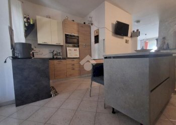 Three-room apartment Via nino costa, Airasca - photo 1
