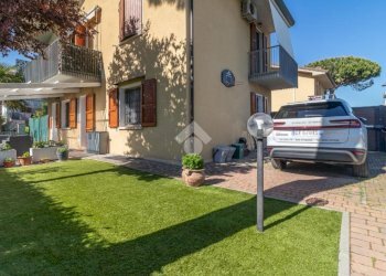 Three-room apartment Via Pinarella, Cervia - photo 1